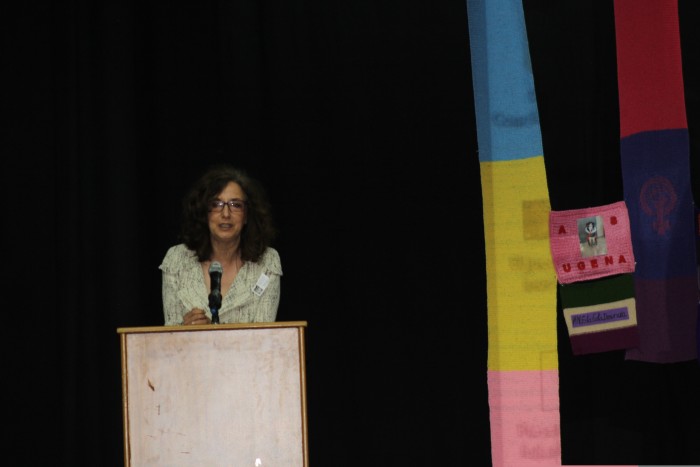 Imagen de Ana Gómez en su intervención en el inicio del encuentro 