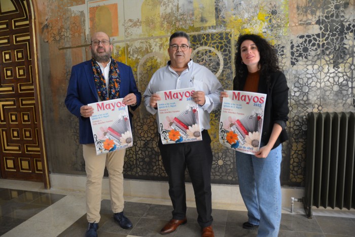 Imagen de  Presentados los Mayos de Santa Cruz de la Zarza