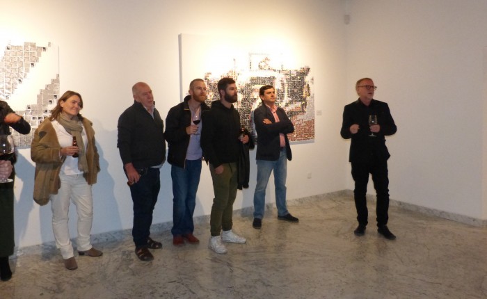 Imagen de Daniel Garbade en su exposición