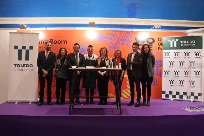 Imagen de 11032025 Cedillo en la cata con Carlos Maldonado World Olive Oil Exhibition