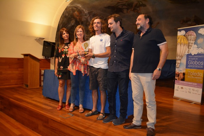 Imagen de María Jesús Pérez entrega el segundo premio