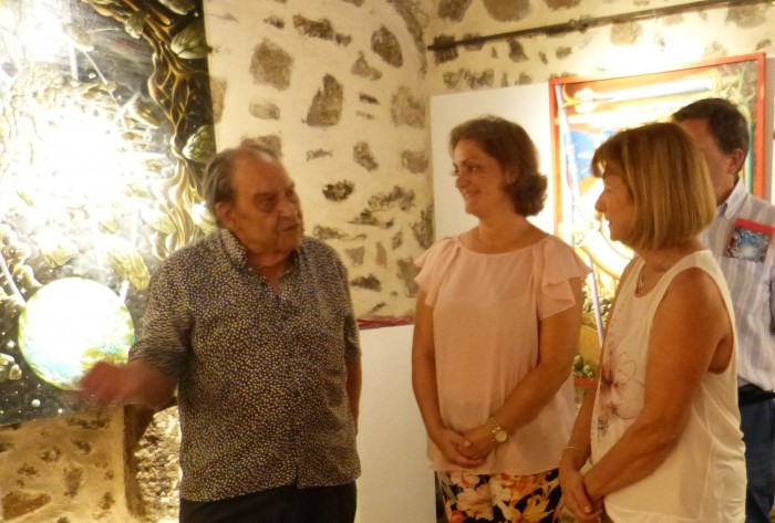 Imagen de María Ángeles García con José Camero y Carmen Barrios en Melque