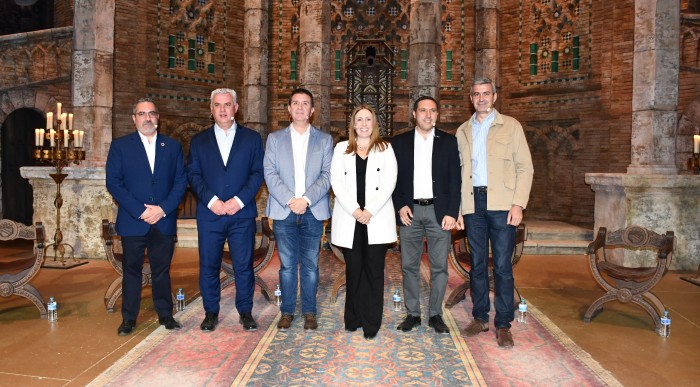 Imagen de Participantes en la mesa redonda