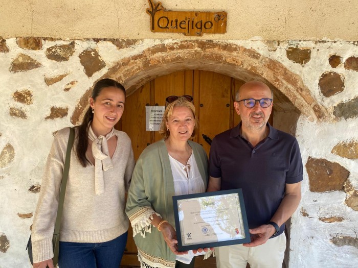 Visita de Marina García a equipamientos ambientales