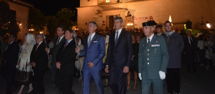 Imagen de Álvaro Gutiérrez en la multitudinaria procesión del Cristo de la Sala de Bargas