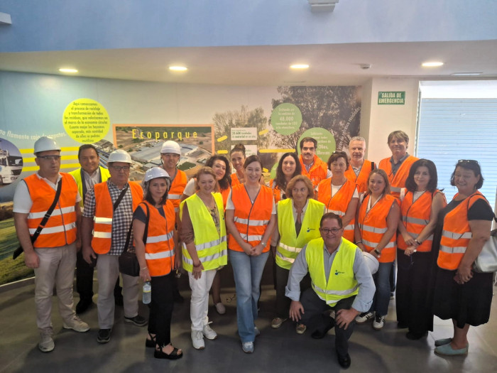 Marina García visita delegación de Macedonia al Ecopaque de Toledo