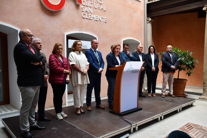 Junto a los diputados provinciales