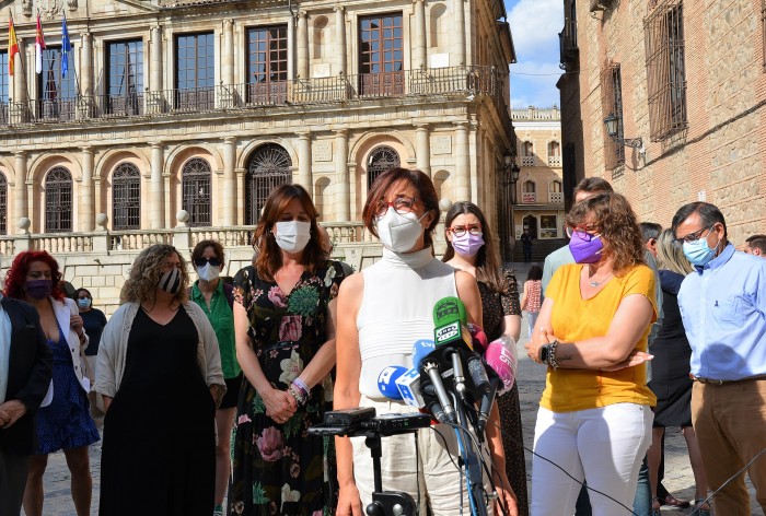 Ana Gómez expresando su rechazo a la violencia machista y su solidaridad con las víctimas