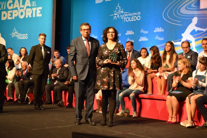 Imagen de Javier Nicolás entrega premio prensa deportiva