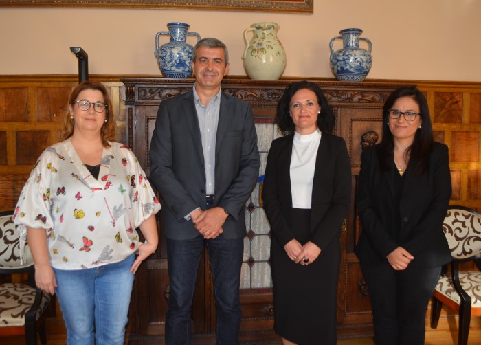 Álvaro Gutiérrez tras la reunión mantenida con Dolores González y su equipo