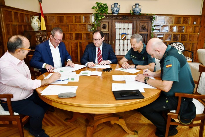 Imagen de Comisión Seguimiento arreglo cuarteles Guardia Civil