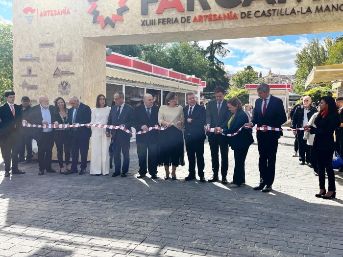 Imagen de Cedillo en la inauguración de FARCAMA