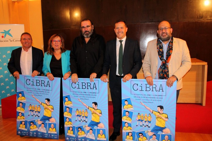 Imagen de Foto de familia de presentación del CiBRA 2023