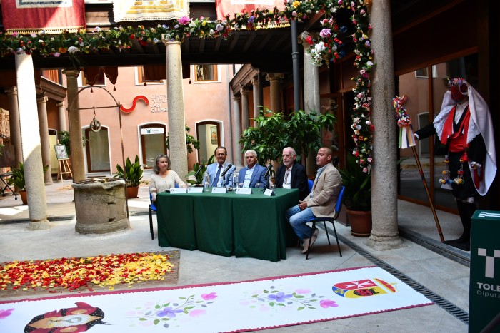 Imagen de 21052025 Galán presenta Corpus de Camuñas 3