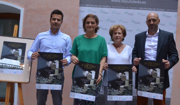 María Ángeles García con Javier Dueñas, Isabel Sánchez y Ángel Harry