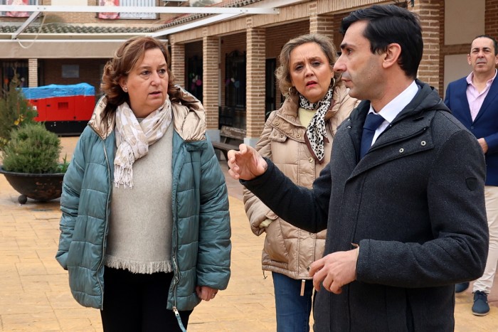 08012026 Cedillo visita la residencia de El Carpio de Tajo