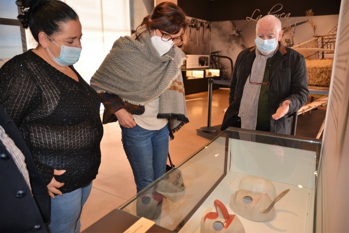 Ana Gómez con Carmen Cano y Gabriel Redondo