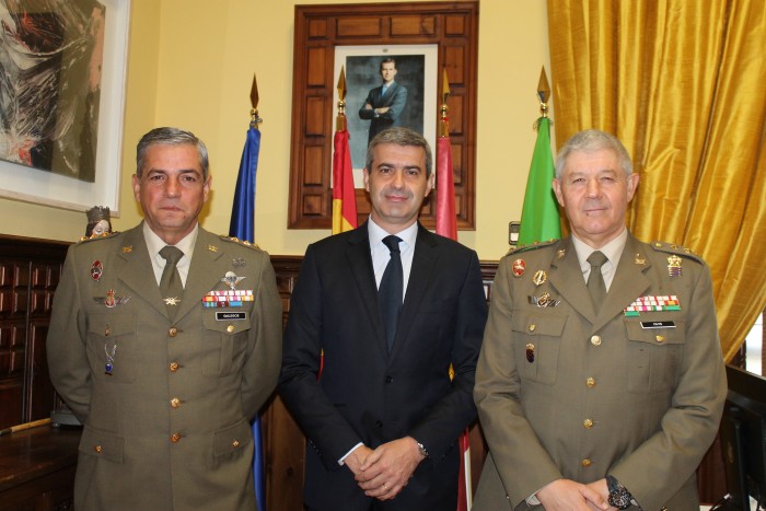 Álvaro Gutiérrez junto a Javier Gallego García-Lorenzana y Benito Fernando Payo Braojos