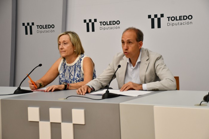 18092025 Daniel Arias y Begoña Aguilar de ADEMTO en rueda de prensa 2