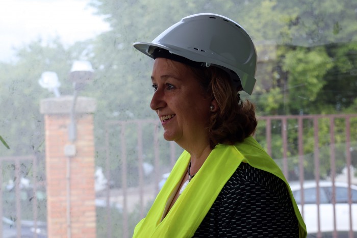 Cedillo en la visita a las obras