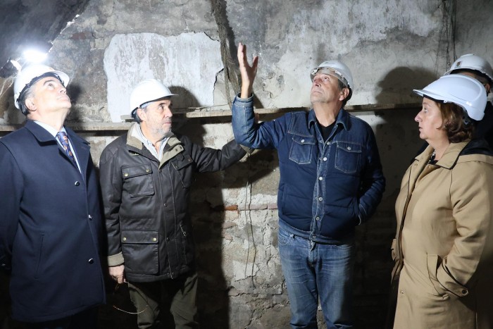 Imagen de Cedillo y Gregorio en la Casa de los Canónigos