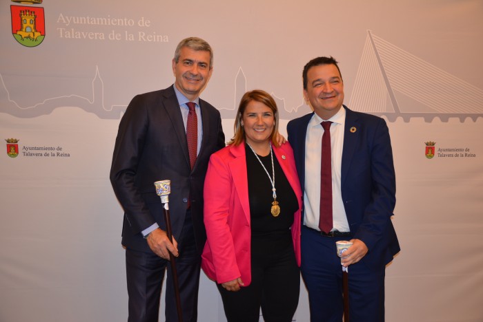 Imagen de Álvaro Gutiérrez, Tita García Élez y Francisco Martínez Arroyo