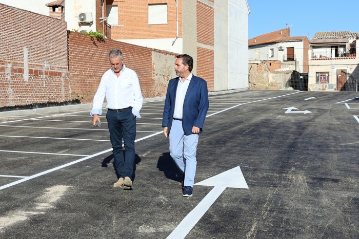 16092025 Romera visita parking Bargas 3