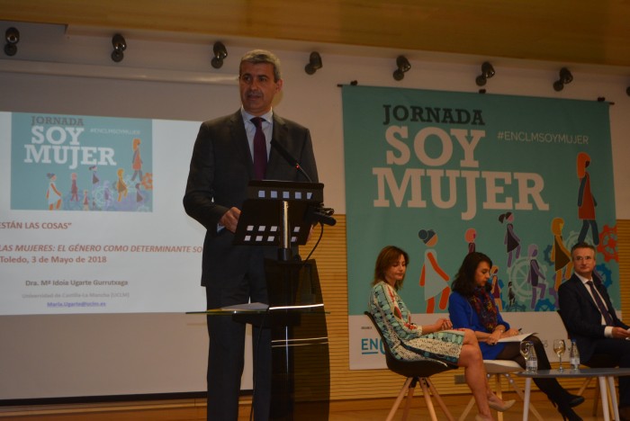 Imagen de Álvaro Gutiérrez durante su intervención en la inauguración de la jornada 