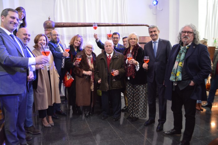 Álvaro Gutiérrez con la familia Gómez-Caro