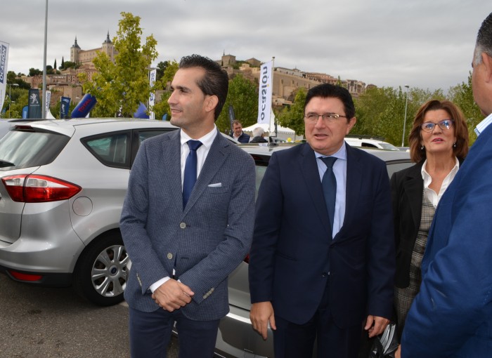 Imagen de Jaime Corregidor visitando la Feria