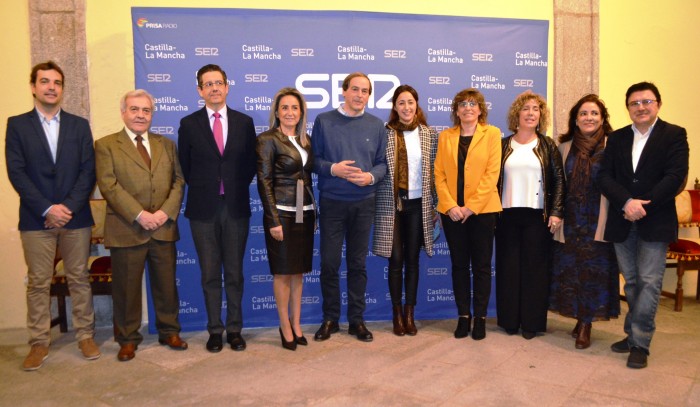 Alicia Martín en la foto de familia foro SER Mujer