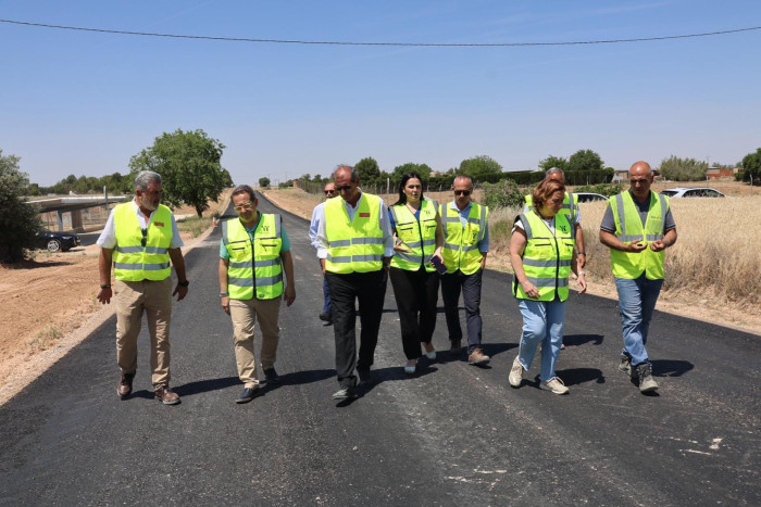 01062026 Cedillo y Lominchar visitan obras carreteras provinciales de la comarca de La Mancha 3