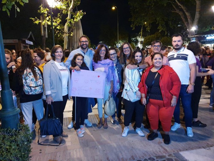 Imagen de Ana Gómez en la marcha feminista de esta noche en Toledo