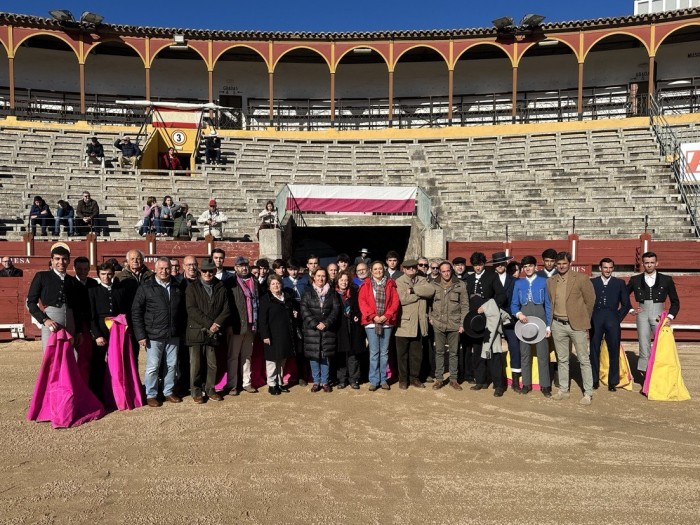 Imagen de Gran ambiente y alto número de participantes en el encuentro