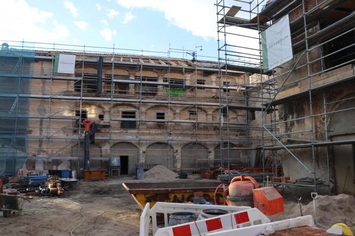 Imagen de Cedillo y Gregorio en la Casa de los Canónigos