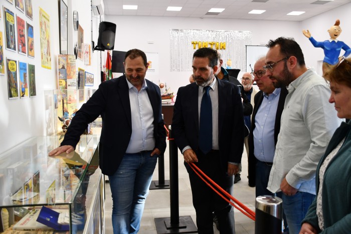 Imagen de 30042025 Romera visita la exposición Tintin en Pelahustán 2