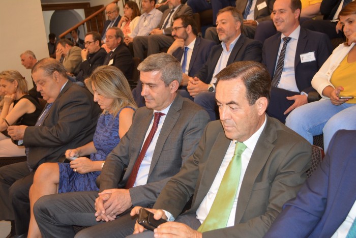 Álvaro Gutiérrez foto investidura Page discurso