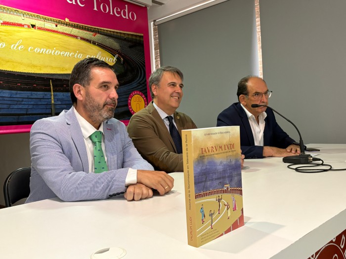 Imagen de 13062025 Presentación libro Taurum Ludi