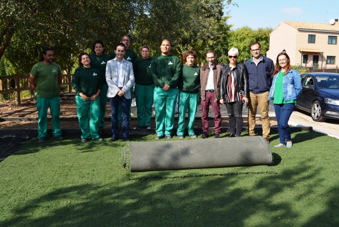 Imagen de Jaime Corregidor con los alumnos y técnicos del taller de empleo