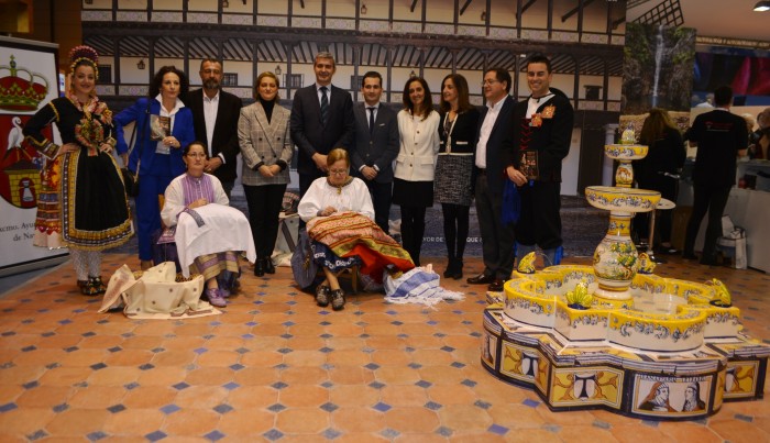 Imagen de El presidente de Diputación con los diputados provinciales