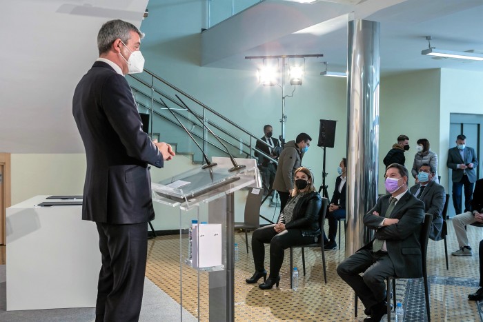 Imagen de Acto celebrado en la que será la nueva sede de la Escuela Oficial de Idiomas