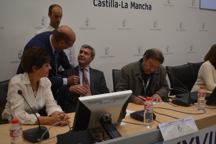 Álvaro Gutiérrez con el doctor Cotarelo minutos antes de iniciarse la inauguración del congreso