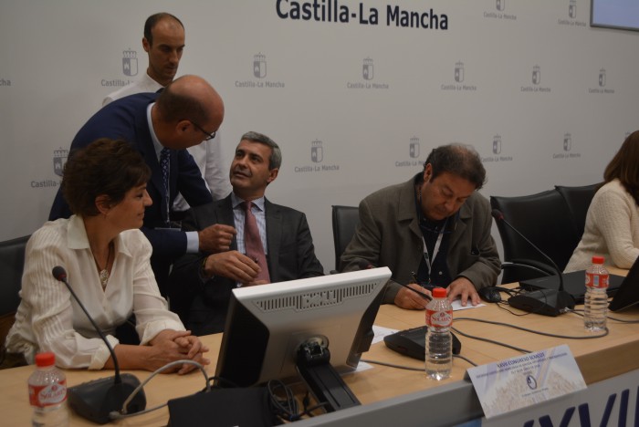 Imagen de Álvaro Gutiérrez con el doctor Cotarelo minutos antes de iniciarse la inauguración del congreso