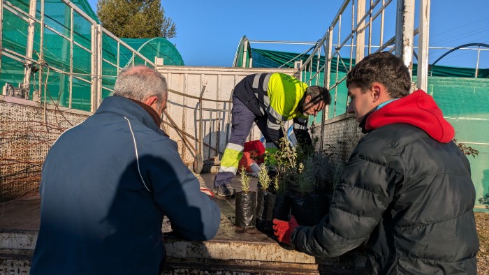 Donación de plantas en el Vivero Taxus