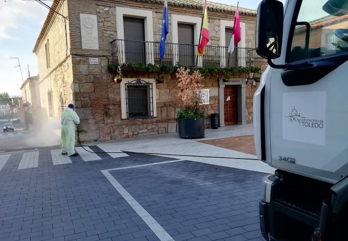 Actuación de desinfección de las brigadas de la Diputación de Toledo