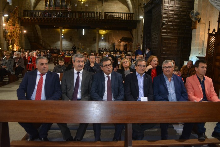 Imagen de Álvaro Gutiérrez participando en el fiesta del Carnaval de las Ánimas de Almorox