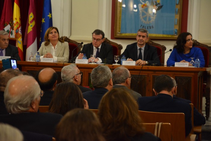 Imagen de Álvaro Gutiérrez en el acto celebrado en Paraninfo del Palacio del Cardenal Lorenzana