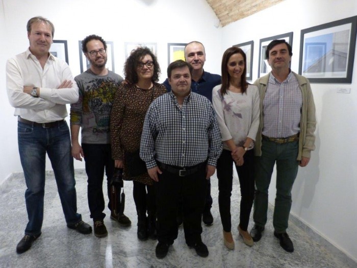 Imagen de Flora Bellón con los artistas protagonistas de Fotosíntesis