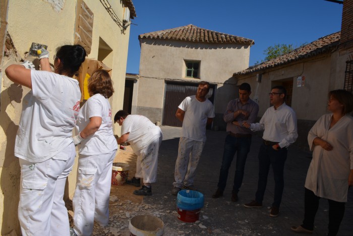 Imagen de Fachada del Ayuntamiento de San Martín de Pusa donde trabajan las alumnas