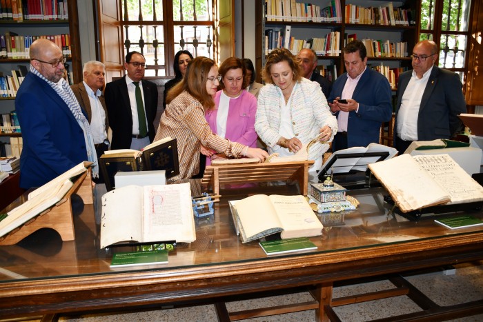 Presidenta y diputados en el Archivo
